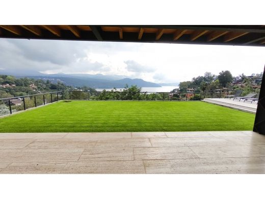 Luxury home in Valle de Bravo, Estado de México