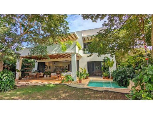 Πολυτελή κατοικία σε Mérida, Estado de Yucatán