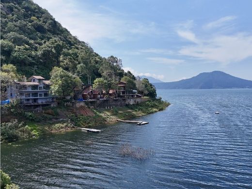 Luxury home in Valle de Bravo, Estado de México