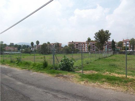 Land in Xochimilco, Estado de México