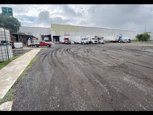 Grundstück in Los Reyes, Irapuato