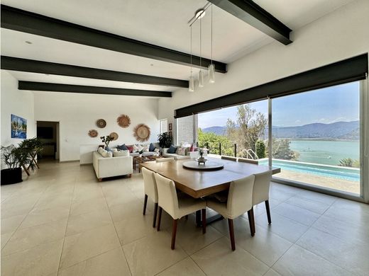 Maison de luxe à Valle de Bravo, Estado de México