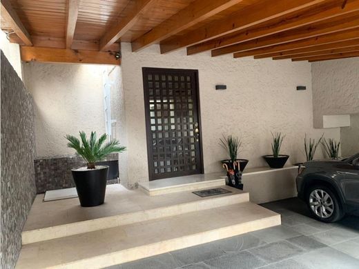 Casa de lujo en Huixquilucan, Estado de México