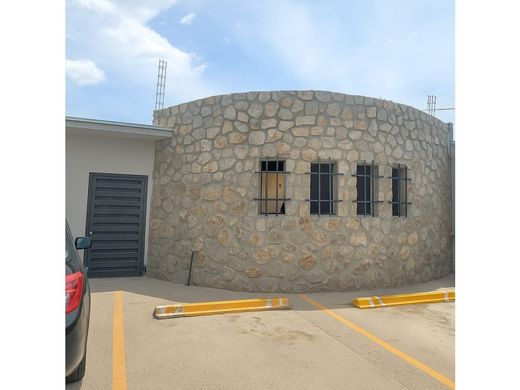 ‏בניין ב  Ciudad Juárez, Juárez