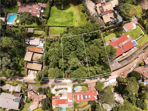 Land in Valle de Bravo, Estado de México