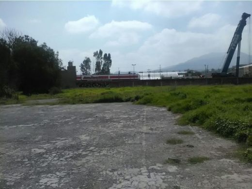 أرض ﻓﻲ Tultitlán de Mariano Escobedo, Tultitlán