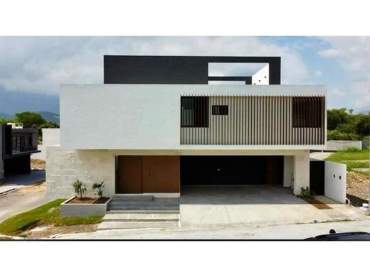 Luxury home in Monterrey, Nuevo León