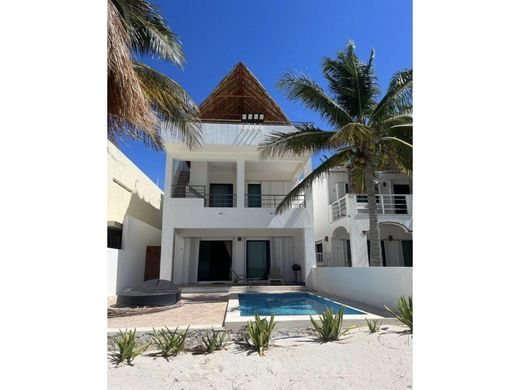 Casa de luxo - Telchac Puerto, Iucatã