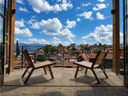 Luxury home in Valle de Bravo, Estado de México