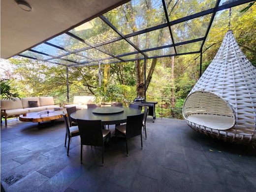 Luxury home in Valle de Bravo, Estado de México