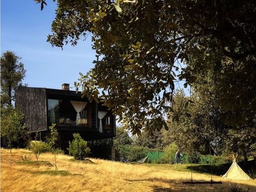 Luxury home in Valle de Bravo, Estado de México