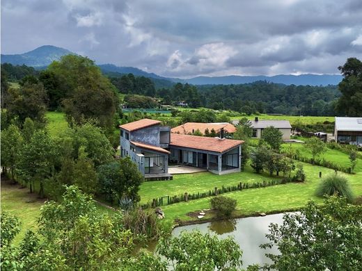 ‏בניין ב  Valle de Bravo, Estado de México