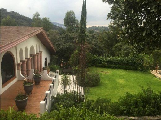 Luxury home in Ciudad López Mateos, Atizapán de Zaragoza