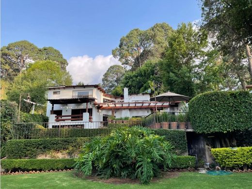 Luxury home in Valle de Bravo, Estado de México