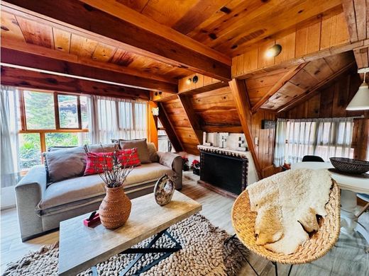 Шале, Валье-де-Браво, Valle de Bravo