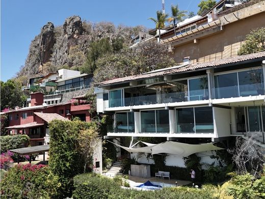 Luxury home in Valle de Bravo, Estado de México