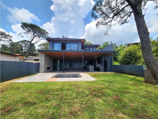 Luxury home in Valle de Bravo, Estado de México