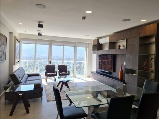 Apartment / Etagenwohnung in Monterrey, Nuevo León