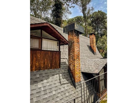 Шале, Валье-де-Браво, Valle de Bravo