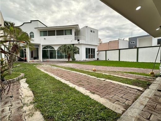 Luxury home in Alvarado, Noria de Ángeles