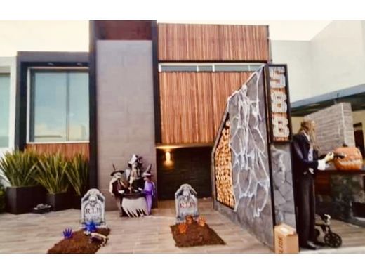 豪宅  莫雷利亚, Morelia