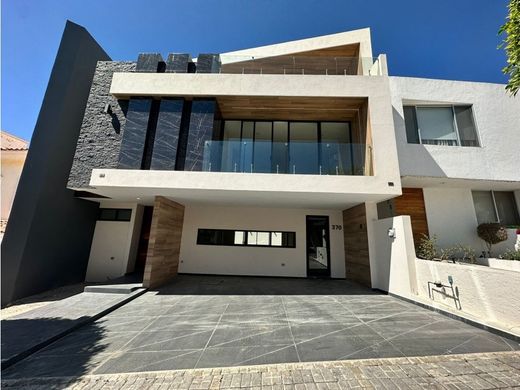 Casa de lujo en San Andrés Cholula, Estado de Puebla