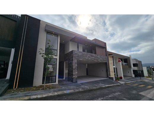 Luxury home in Monterrey, Nuevo León