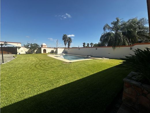 Quinta rústica - Ciudad de Allende, Allende