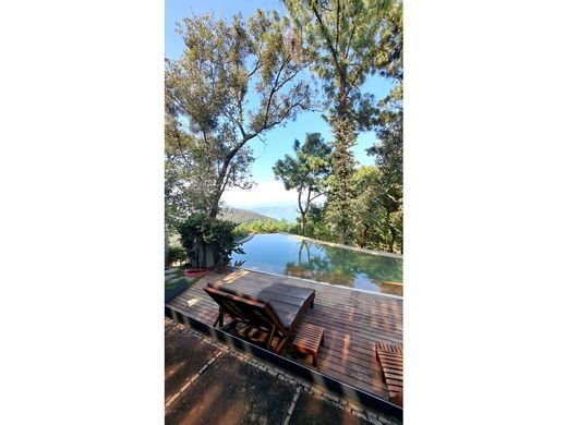 Luxus-Haus in Valle de Bravo, México (Bundesstaat)