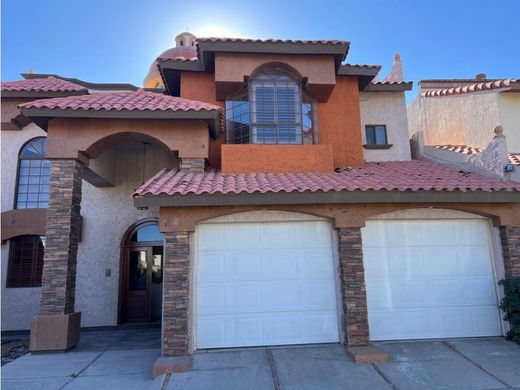 Casa di lusso a Ciudad Juárez, Juárez