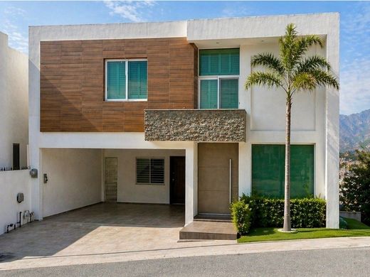 Luxury home in Monterrey, Nuevo León