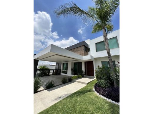 Luxury home in Atlatlahucan, Morelos