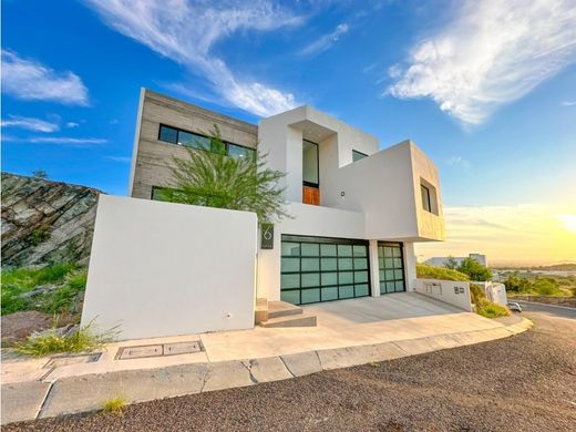 Casa de lujo en Hermosillo, Estado de Sonora