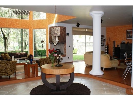 Πολυτελή κατοικία σε Ciudad López Mateos, Atizapán de Zaragoza