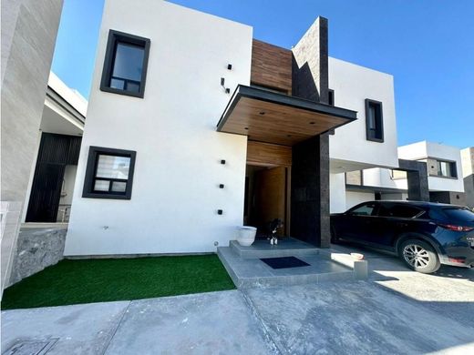 Casa di lusso a Ciudad Juárez, Juárez