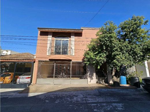 ‏בתי יוקרה ב  מונטריי, Monterrey