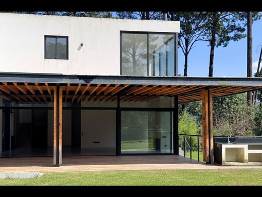 ‏בניין ב  Valle de Bravo, Estado de México