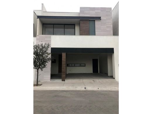 豪宅  García, 新萊昂州