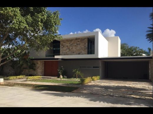 Πολυτελή κατοικία σε Mérida, Estado de Yucatán