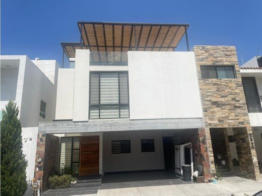 Luxury home in Apodaca, Nuevo León