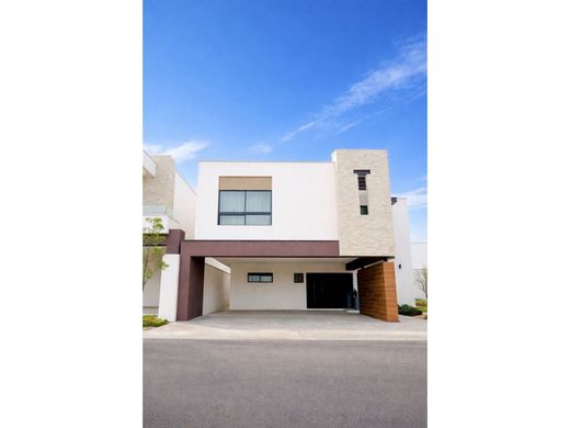 Luxury home in García, Nuevo León