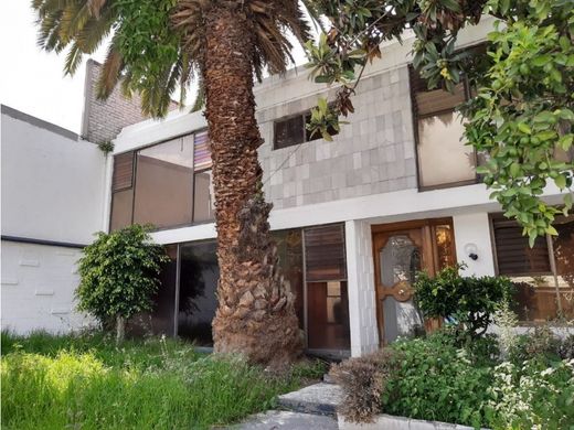 Naucalpan de Juárez, メヒコ州の高級住宅