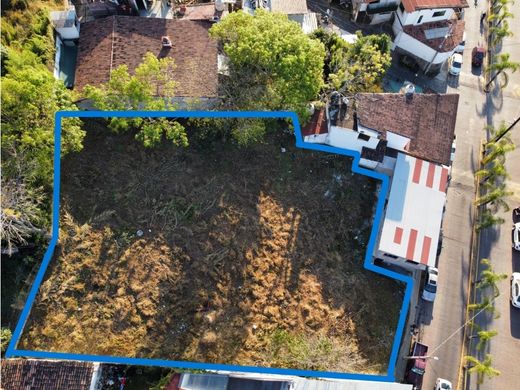 Arsa Valle de Bravo, Estado de México