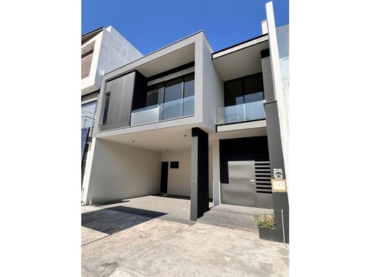 Luxury home in Monterrey, Nuevo León