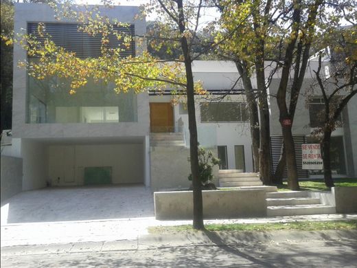 Luxury home in Ciudad López Mateos, Atizapán de Zaragoza