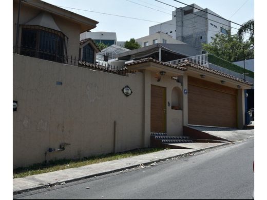 ‏בתי יוקרה ב  מונטריי, Monterrey