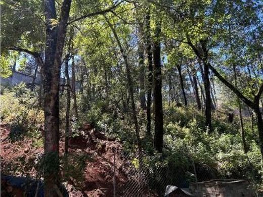 Land in Valle de Bravo, Estado de México
