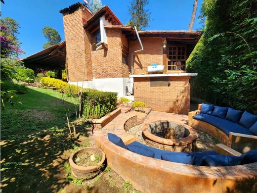 Luxury home in Valle de Bravo, Estado de México