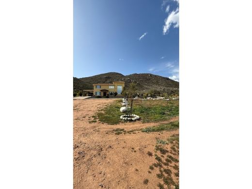 Cortijo o casa de campo en Ensenada, Estado de Baja California