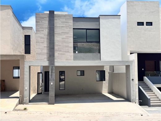 Luxury home in García, Nuevo León